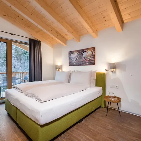 Alpenparks & Hochkoenig Ξενοδοχείο με διαμερίσματα 4*