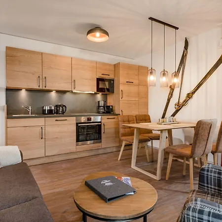 Alpenparks & Hochkoenig Hotel apartamentowy