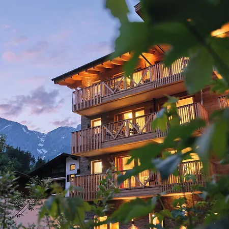 Alpenparks & Hochkoenig Hotel apartamentowy Mühlbach am Hochkönig