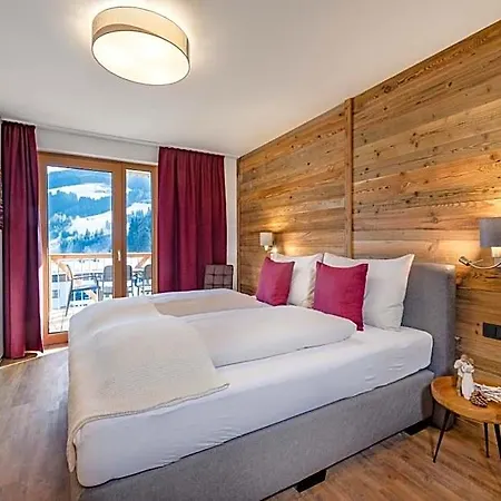 아파트호텔 Alpenparks & Hochkoenig 4*