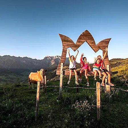 아파트호텔 Alpenparks & Hochkoenig